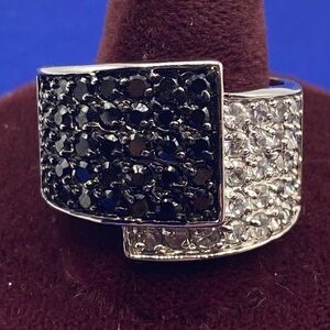 Premier Designs Rhinestone Ring